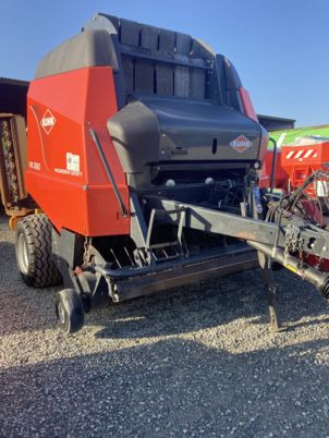 Kuhn VB2190OC14 - Bálázó: 1 kép. Kuhn VB2190OC14 - Bálázó: 1 kép.
