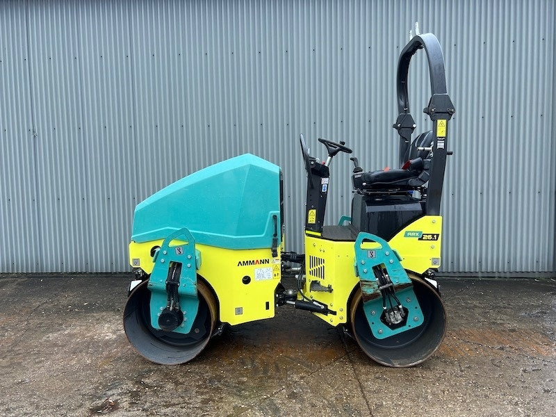 Ammann ARX 26 - Henger: 1 kép. Ammann ARX 26 - Henger: 1 kép.