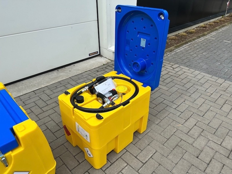 Demo Serbatoi Speedytank 220 - 430 liter - Tároló tartály: 2 kép. Demo Serbatoi Speedytank 220 - 430 liter - Tároló tartály: 2 kép.
