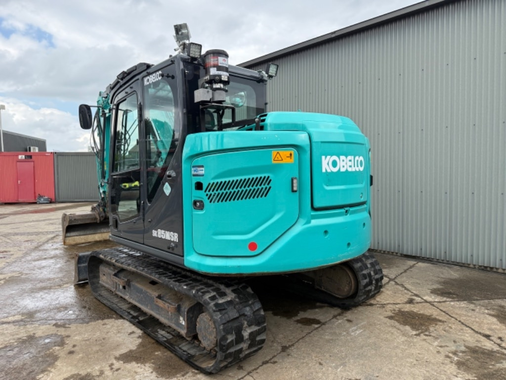 Kobelco SK 85 MSR-7 - Minikotró: 2 kép. Kobelco SK 85 MSR-7 - Minikotró: 2 kép.