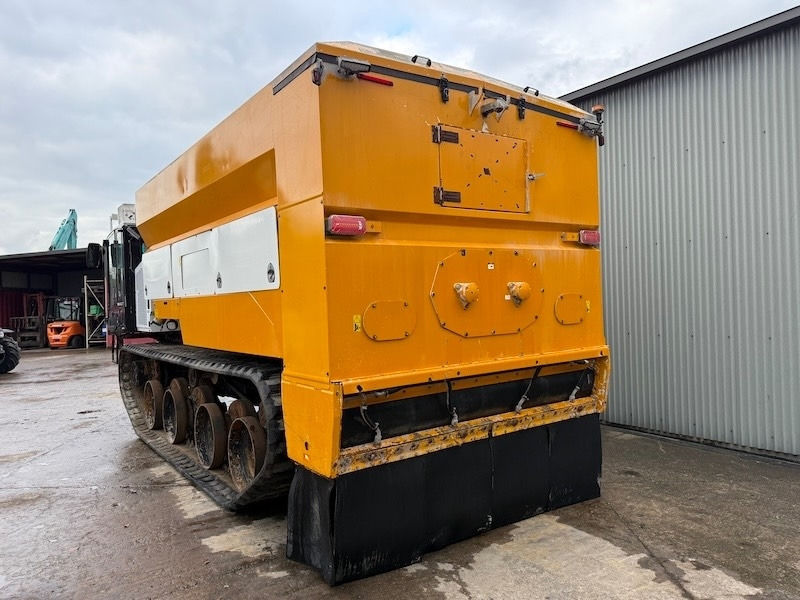 Prinoth T12  - Lánctalpas dömper: 3 kép. Prinoth T12  - Lánctalpas dömper: 3 kép.