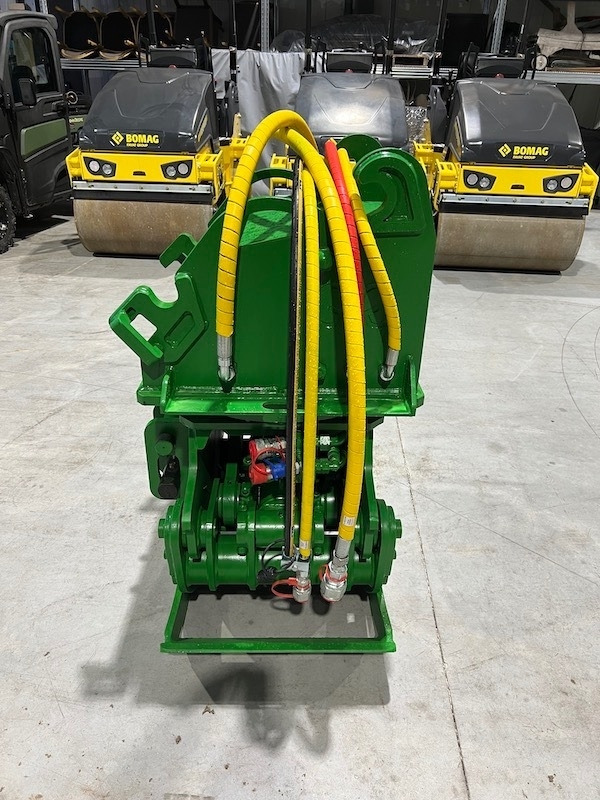 VH-BM Boomgrijper 811R - Polip kanál - Építőipari gépek: 2 kép. VH-BM Boomgrijper 811R - Polip kanál - Építőipari gépek: 2 kép.