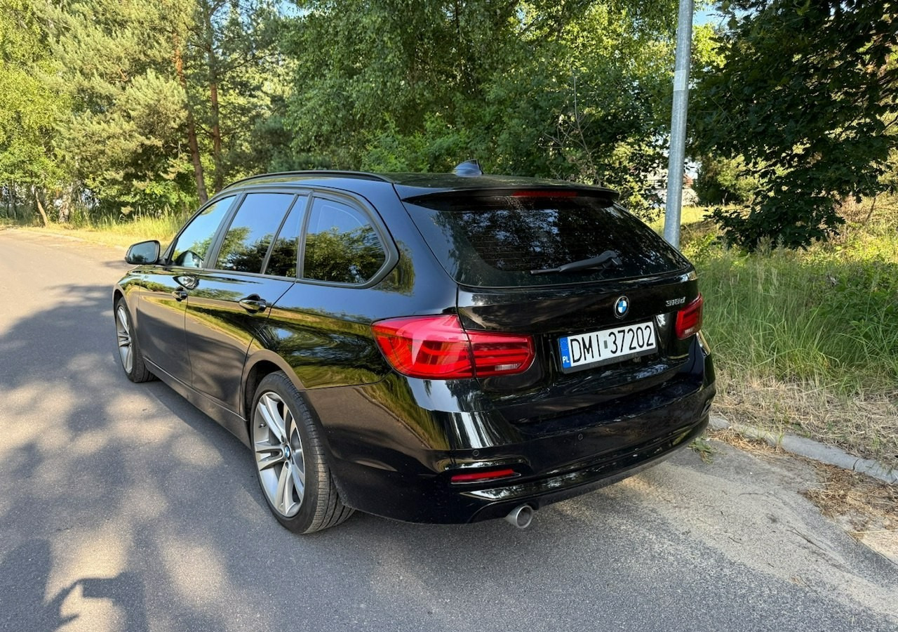 BMW SERIA 3 V (F30/F31/F34) BMW SERIA 3 318d 150KM Automat SportLine*AdaptiveLed*Navi*Półskóra*SerwisBMW* FV - Kombi: 3 kép. BMW SERIA 3 V (F30/F31/F34) BMW SERIA 3 318d 150KM Automat SportLine*AdaptiveLed*Navi*Półskóra*SerwisBMW* FV - Kombi: 3 kép.