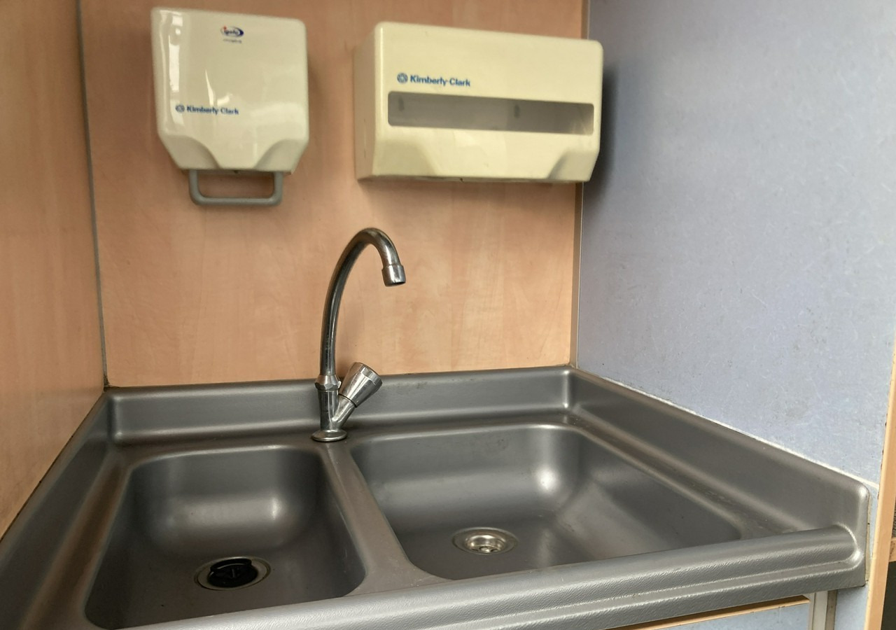 Büféautó Citroen Jumper Autosklep 4X4 pieczy Gastronomiczny Food Truck Foodtruck sklep bar: 18 kép.