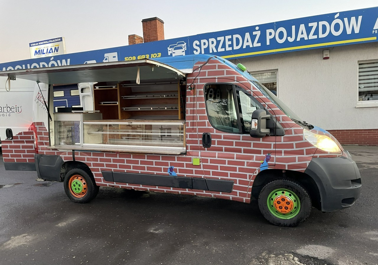 Citroen Jumper Autosklep pieczywa Gastronomiczny Food Truck Foodtruck sklep bar 201 - Büféautó: 2 kép. Citroen Jumper Autosklep pieczywa Gastronomiczny Food Truck Foodtruck sklep bar 201 - Büféautó: 2 kép.