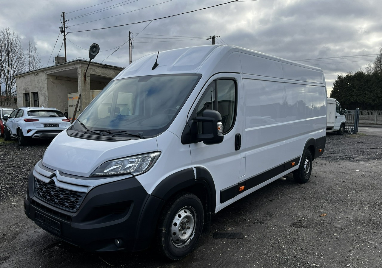 Citroen Jumper Jumper 2.2-140KM Długi Wysoki Klima Kamera 106tkm Model 2022 - Furgon: 1 kép. Citroen Jumper Jumper 2.2-140KM Długi Wysoki Klima Kamera 106tkm Model 2022 - Furgon: 1 kép.