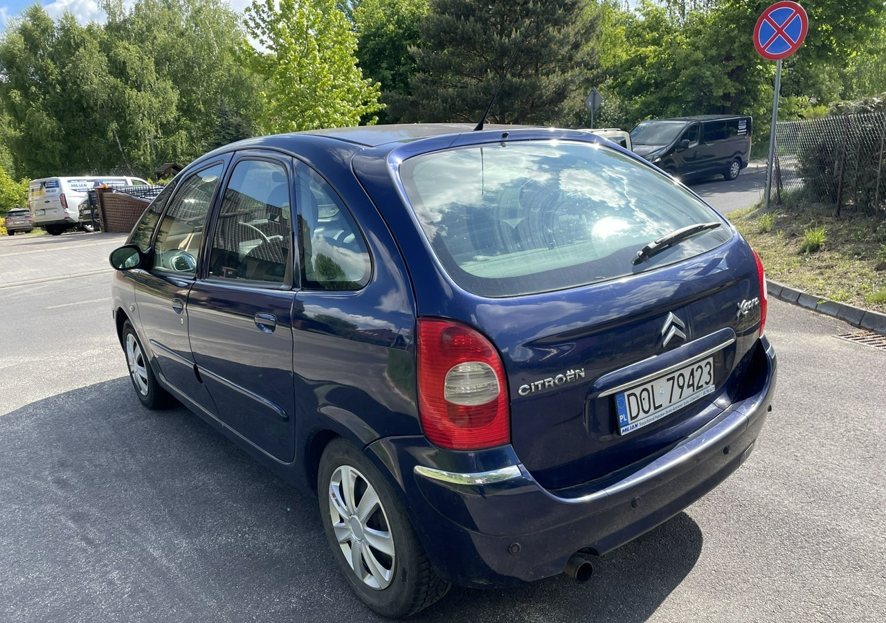 Citroen Xsara Picasso Citroen Xsara Picasso 1.6HDI-110KM Klima tempomat 2006 - Autó: 4 kép. Citroen Xsara Picasso Citroen Xsara Picasso 1.6HDI-110KM Klima tempomat 2006 - Autó: 4 kép.