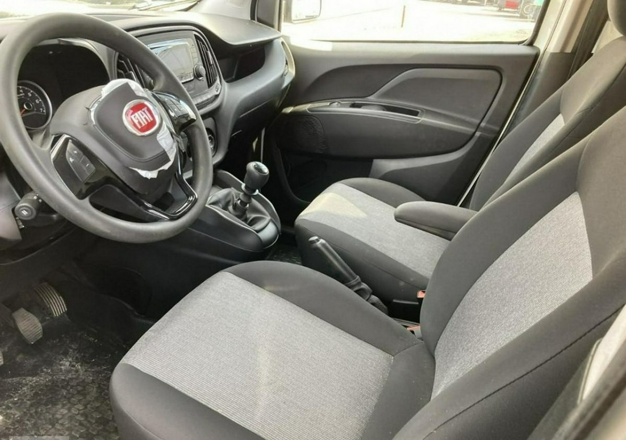 Fiat Doblo Fiat Doblo MAXI 1,6 jtd ECO Flex 105KM Klima 2021 Salon PL - Furgon: 5 kép. Fiat Doblo Fiat Doblo MAXI 1,6 jtd ECO Flex 105KM Klima 2021 Salon PL - Furgon: 5 kép.