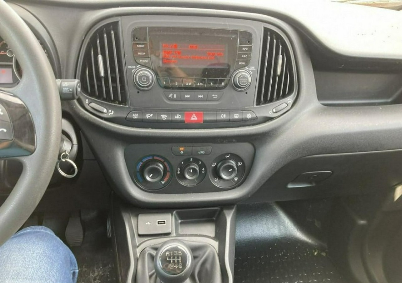 Furgon Fiat Doblo Fiat Doblo MAXI 1,6 jtd ECO Flex 105KM Klima 2021 Salon PL: 12 kép.