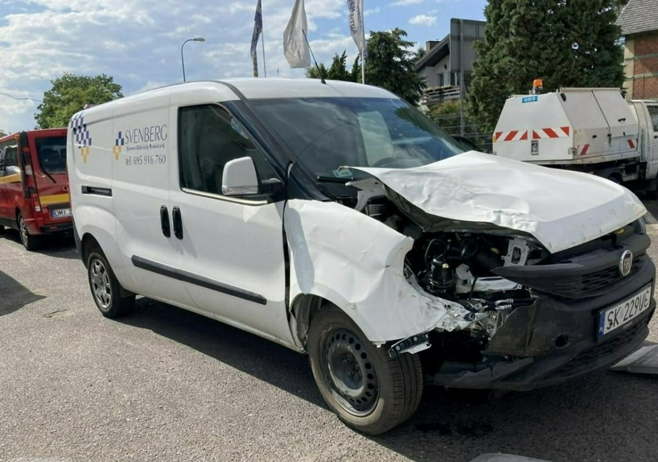 Furgon Fiat Doblo Fiat Doblo MAXI 1,6 jtd ECO Flex 105KM Klima 2021 Salon PL: 16 kép.