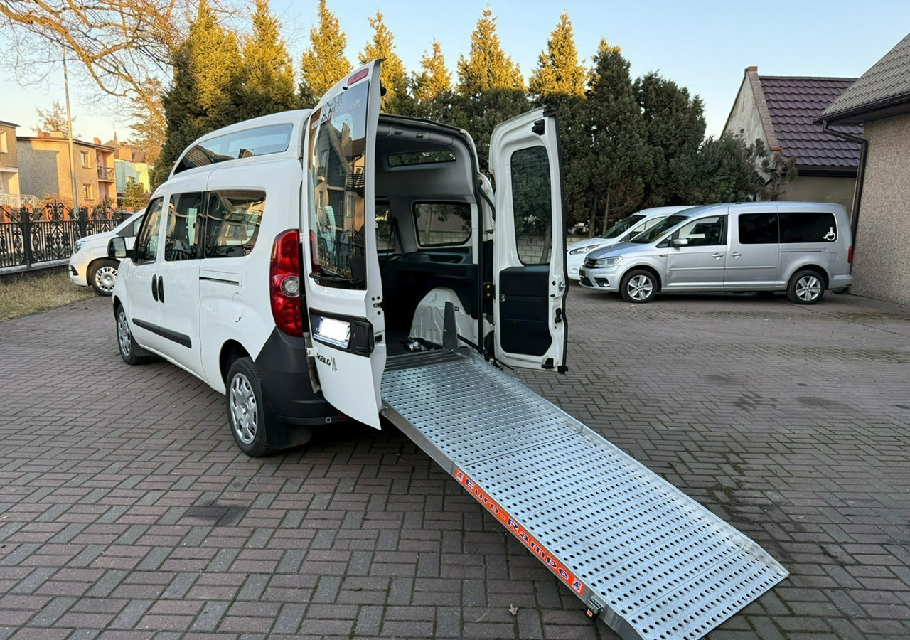 Fiat Doblo II Doblo 1.6-120KM dla Niepełnosprawnych RAMPA Inwalida Model 2020 - Autó: 1 kép. Fiat Doblo II Doblo 1.6-120KM dla Niepełnosprawnych RAMPA Inwalida Model 2020 - Autó: 1 kép.