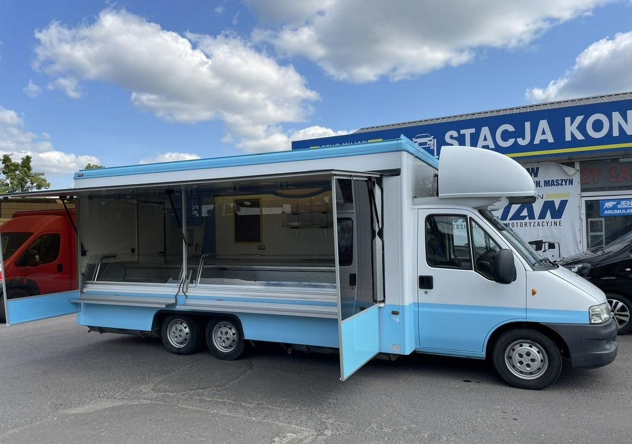 Fiat Ducato Autosklep Wędlin Gastronomiczny Food Truck Foodtruck Sklep bar 2006 - Büféautó: 4 kép. Fiat Ducato Autosklep Wędlin Gastronomiczny Food Truck Foodtruck Sklep bar 2006 - Büféautó: 4 kép.