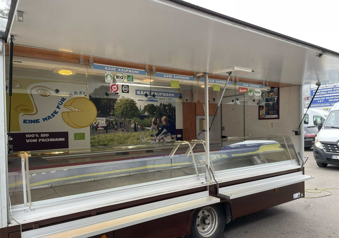 Fiat Ducato Autosklep przyczepa Gastronomiczny Food Truck Foodtruck sklep Borco - Büfékocsi: 1 kép. Fiat Ducato Autosklep przyczepa Gastronomiczny Food Truck Foodtruck sklep Borco - Büfékocsi: 1 kép.