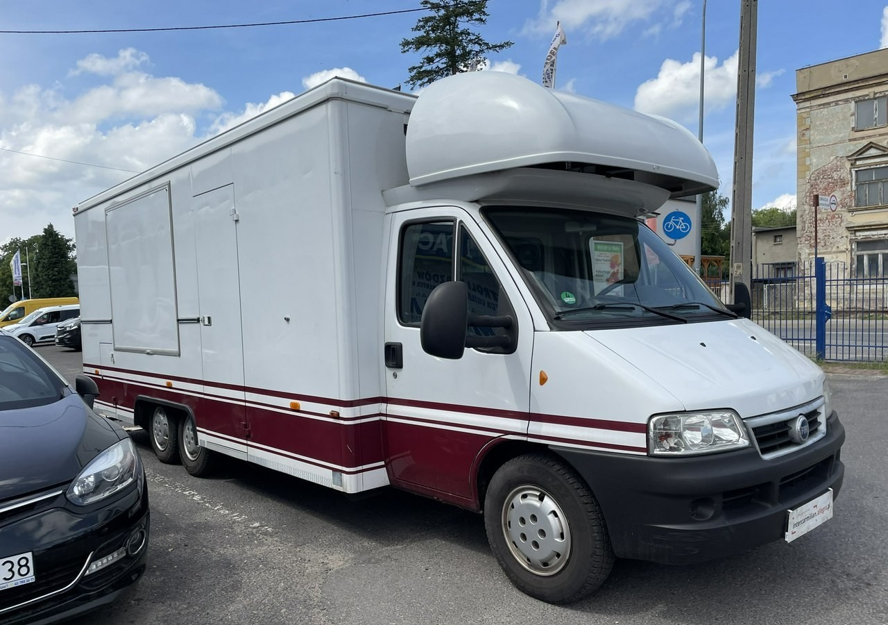 Büféautó Fiat Ducato Autosklep wędlin Gastronomiczny Food Truck Foodtruck 55122km Borco20: 20 kép.