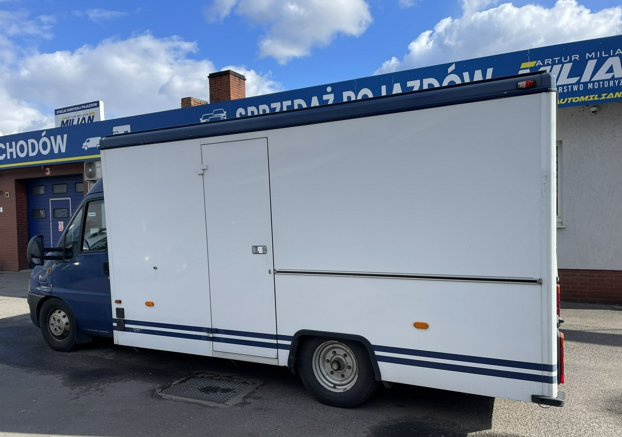 Büféautó Fiat Ducato Autosklep wędlin Gastronomiczny food truck foodtruck sklep 2006: 17 kép.