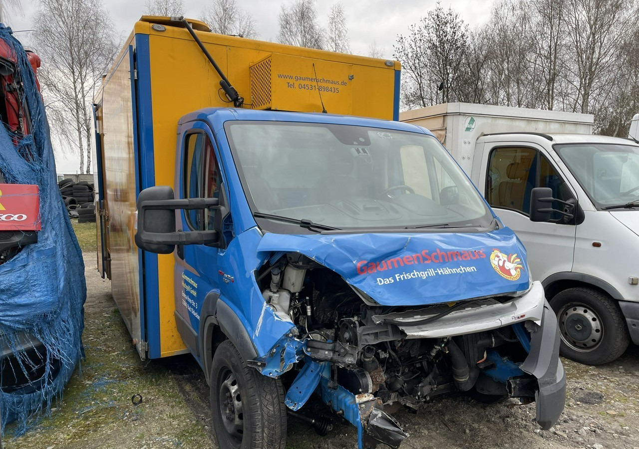 Fiat Ducato Ducato Autogrill Autosklep Foodtruck food truck Gastronomiczny 2018 - Büféautó: 5 kép. Fiat Ducato Ducato Autogrill Autosklep Foodtruck food truck Gastronomiczny 2018 - Büféautó: 5 kép.