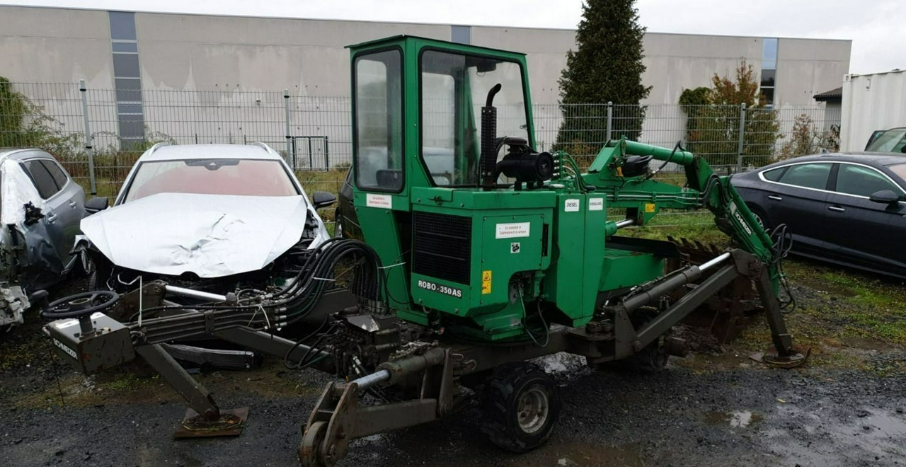 Minikotró Fiat Ducato Koparka trzy kołowa Robo 350: 6 kép.