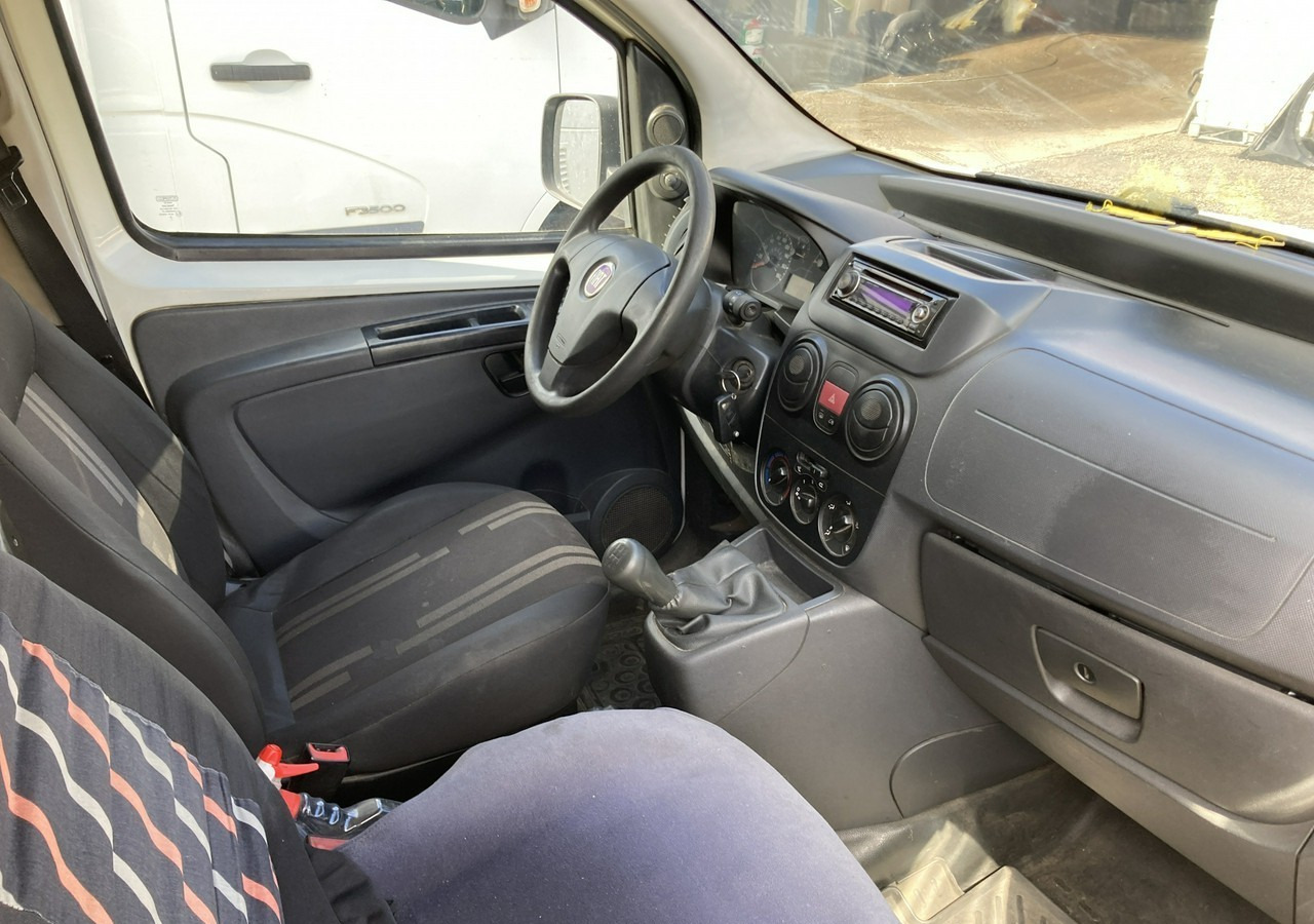Fiat Fiorino Fiat Fiorino 1.4 FV 23% 2008 - Furgon: 4 kép. Fiat Fiorino Fiat Fiorino 1.4 FV 23% 2008 - Furgon: 4 kép.
