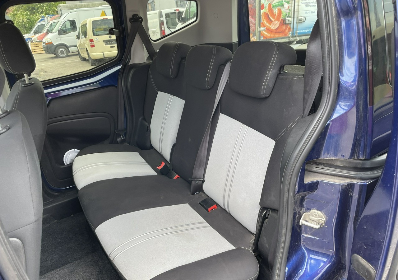 Fiat Qubo Fiat Qubo 1.3-95KM Klima 2013 - Autó: 5 kép. Fiat Qubo Fiat Qubo 1.3-95KM Klima 2013 - Autó: 5 kép.