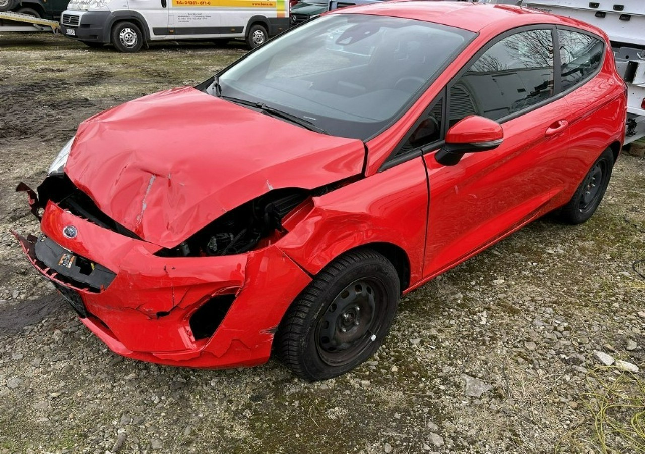 Ford Fiesta IX LIFT 1.1 Benzyna 75KM Klima Carplay Pakiet Winter Cool&Connect 2021 - Hatchback: 4 kép. Ford Fiesta IX LIFT 1.1 Benzyna 75KM Klima Carplay Pakiet Winter Cool&Connect 2021 - Hatchback: 4 kép.