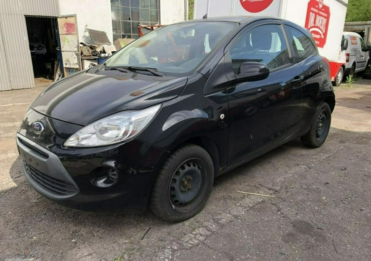 Ford KA II Ford KA 1,3 tdci 75KM 2012 - Autó: 1 kép. Ford KA II Ford KA 1,3 tdci 75KM 2012 - Autó: 1 kép.