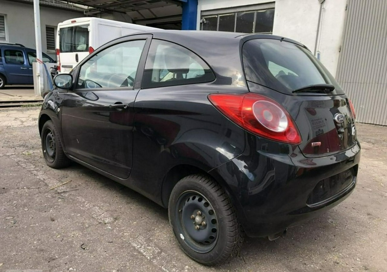 Ford KA II Ford KA 1,3 tdci 75KM 2012 - Hatchback: 4 kép. Ford KA II Ford KA 1,3 tdci 75KM 2012 - Hatchback: 4 kép.