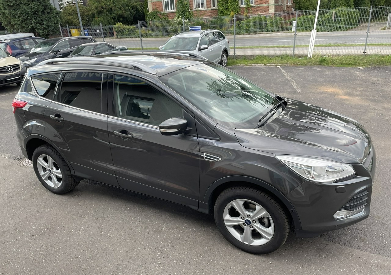 Ford Kuga II Ford Kuga 1.5 EcoBoost Bogate wyposażenie 63558km Model 2016 - Terepjáró/ SUV: 2 kép. Ford Kuga II Ford Kuga 1.5 EcoBoost Bogate wyposażenie 63558km Model 2016 - Terepjáró/ SUV: 2 kép.