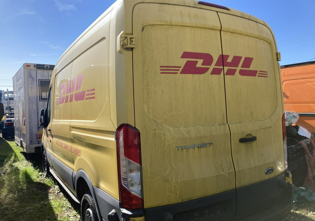 Ford Transit Transit 2.2 Klima 2016 - Furgon: 5 kép. Ford Transit Transit 2.2 Klima 2016 - Furgon: 5 kép.