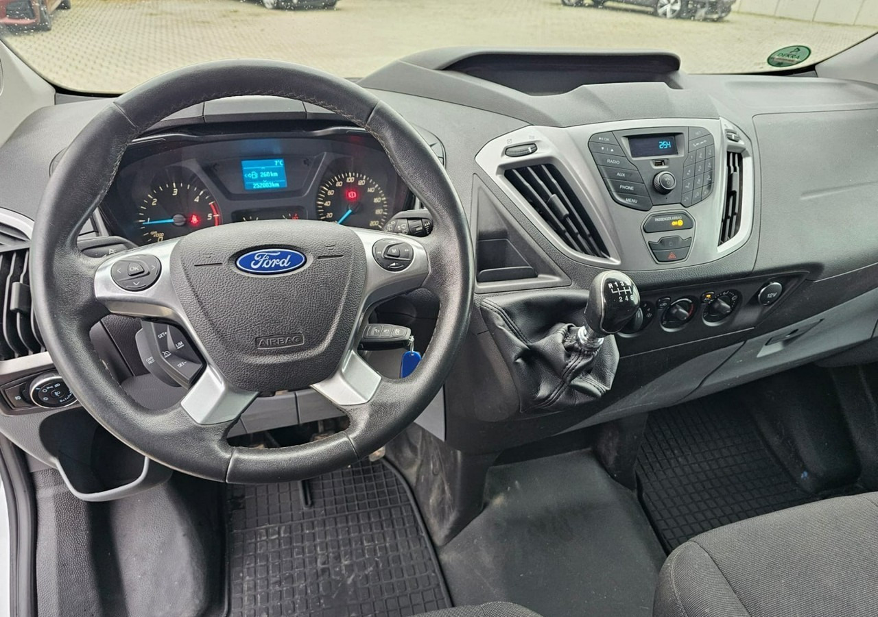 Ford Transit Transit Custom Ford Transit Custom 2.2-125KM Klima 2015 - Furgon: 5 kép. Ford Transit Transit Custom Ford Transit Custom 2.2-125KM Klima 2015 - Furgon: 5 kép.