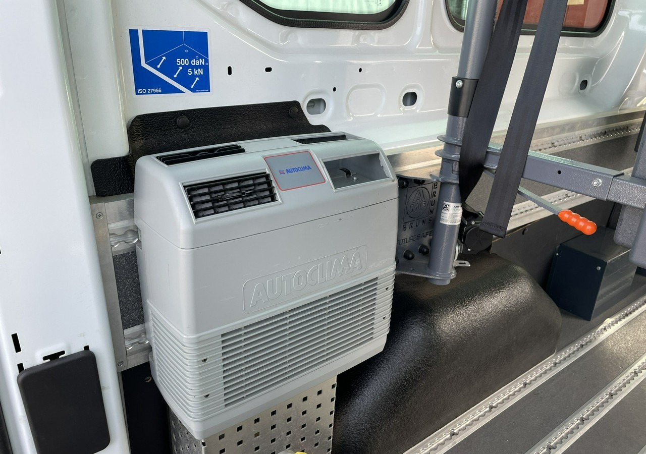 Autó Ford Transit VIII Transit do przewozu Niepełnosprawnych 2 Wózki inwalida rampa 2017: 11 kép.