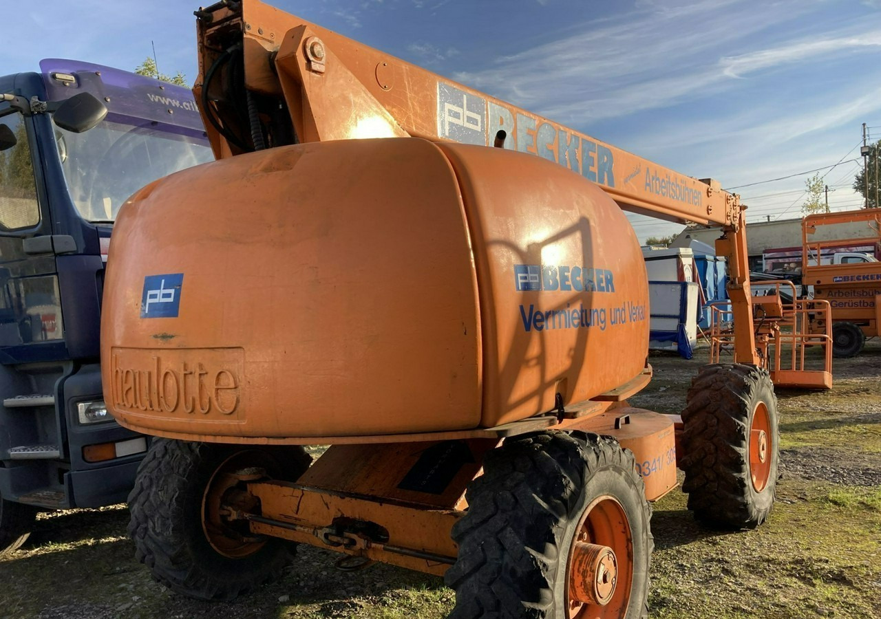 Inna Inny Podnośnik koszowy Haulotte H23 zwyżka 4x4 12082 mg 23 metrów - Teleszkópos emelő: 2 kép. Inna Inny Podnośnik koszowy Haulotte H23 zwyżka 4x4 12082 mg 23 metrów - Teleszkópos emelő: 2 kép.
