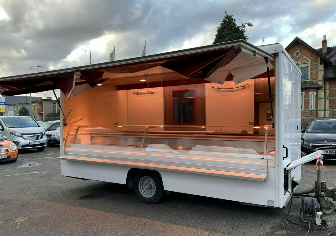 Inna Inny Przycze Autosklep wędli Gastronomiczna food truck foodtruck sklep 20 - Büfékocsi: 2 kép. Inna Inny Przycze Autosklep wędli Gastronomiczna food truck foodtruck sklep 20 - Büfékocsi: 2 kép.
