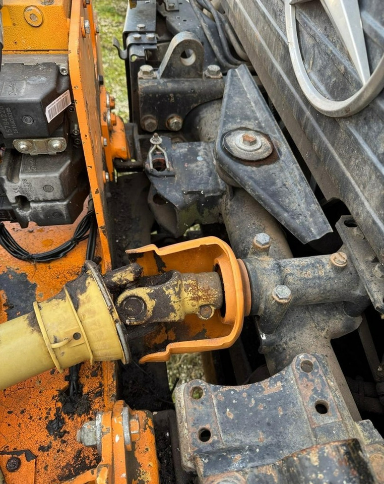 Platós teherautó, Többcélú/ Speciális jármű Inna Inny Unimog 4X4 Kosiarka bijakowa teleskopowa posypywarka pług odśnieżark: 13 kép.