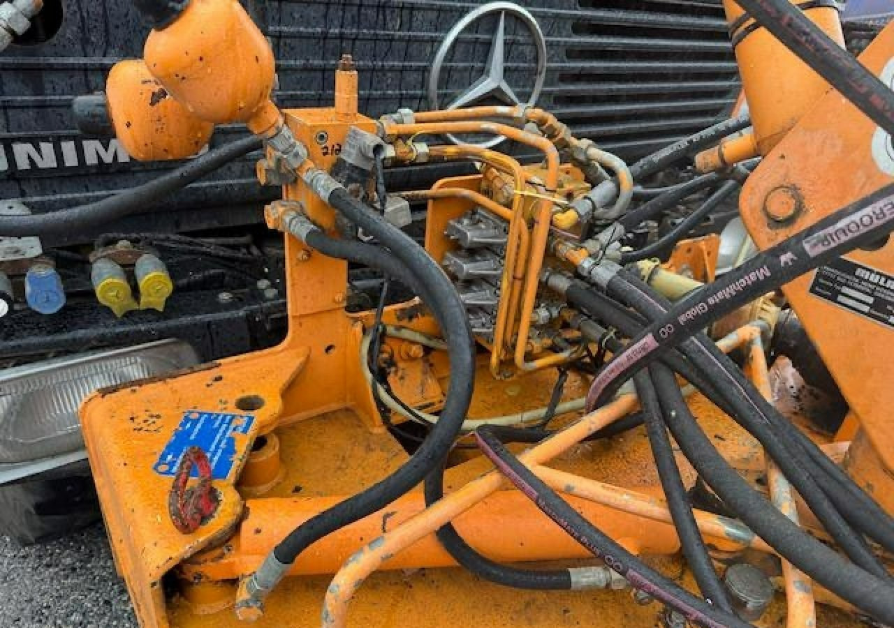 Platós teherautó, Többcélú/ Speciális jármű Inna Inny Unimog 4X4 Kosiarka bijakowa teleskopowa posypywarka pług odśnieżark: 18 kép.