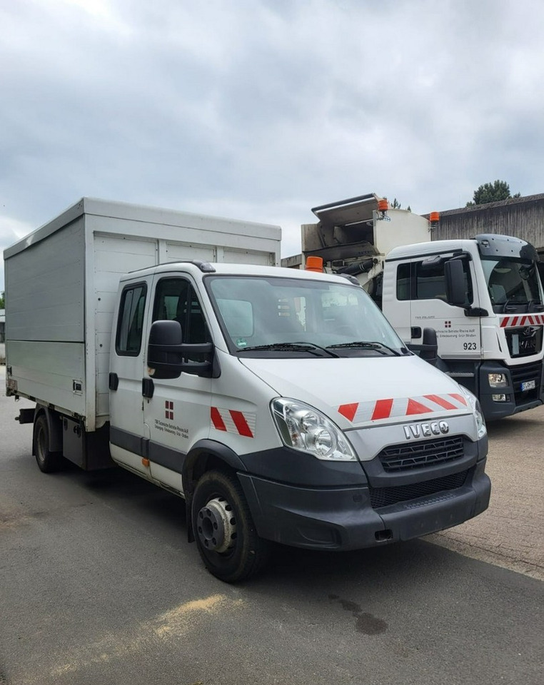 Iveco Inny Iveco Iveco 70C15 Wywrotka 3-strony Doka Dokka 6-osob 2013 - Billenőplatós kisteherautó: 2 kép. Iveco Inny Iveco Iveco 70C15 Wywrotka 3-strony Doka Dokka 6-osob 2013 - Billenőplatós kisteherautó: 2 kép.