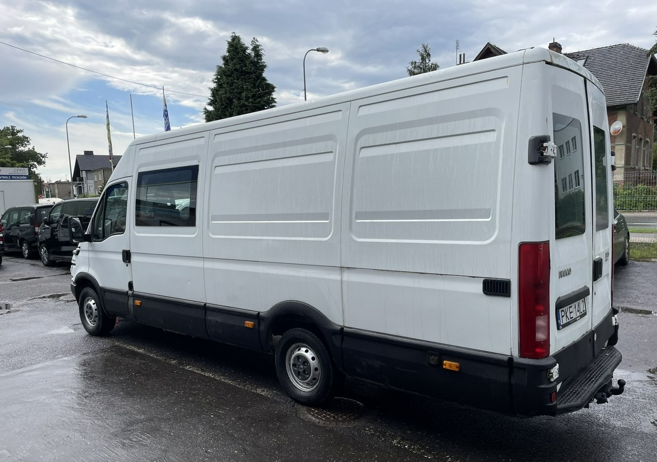 Iveco Iveco Daily 35S14 Maxi Brygadówka dokka doka 7-osobowy - Duplakabinos kisteherautó: 4 kép. Iveco Iveco Daily 35S14 Maxi Brygadówka dokka doka 7-osobowy - Duplakabinos kisteherautó: 4 kép.