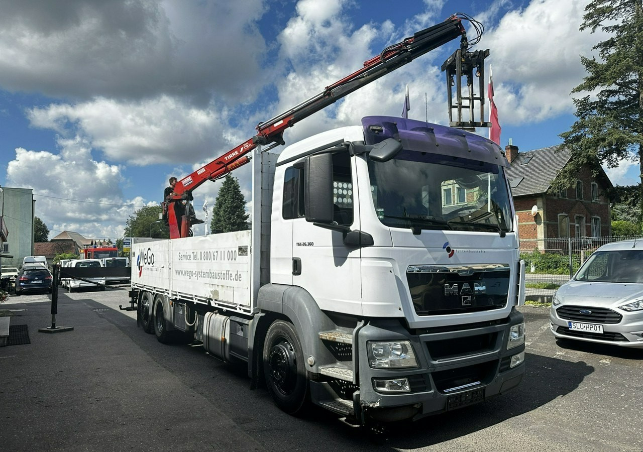 MAN Inny MAN MAN TGS 26.360 Skrzynia HDS + hwytak 2008 - Platós teherautó, Darus autó: 2 kép. MAN Inny MAN MAN TGS 26.360 Skrzynia HDS + hwytak 2008 - Platós teherautó, Darus autó: 2 kép.