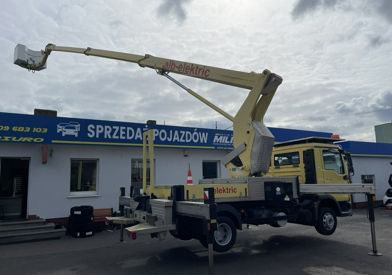 MAN Inny MAN Man TGL 8.180 Podnośnik koszowy 27m RUTHMANN T270 Zwyżka 2008 - Emelőkosaras teherautó: 5 kép. MAN Inny MAN Man TGL 8.180 Podnośnik koszowy 27m RUTHMANN T270 Zwyżka 2008 - Emelőkosaras teherautó: 5 kép.