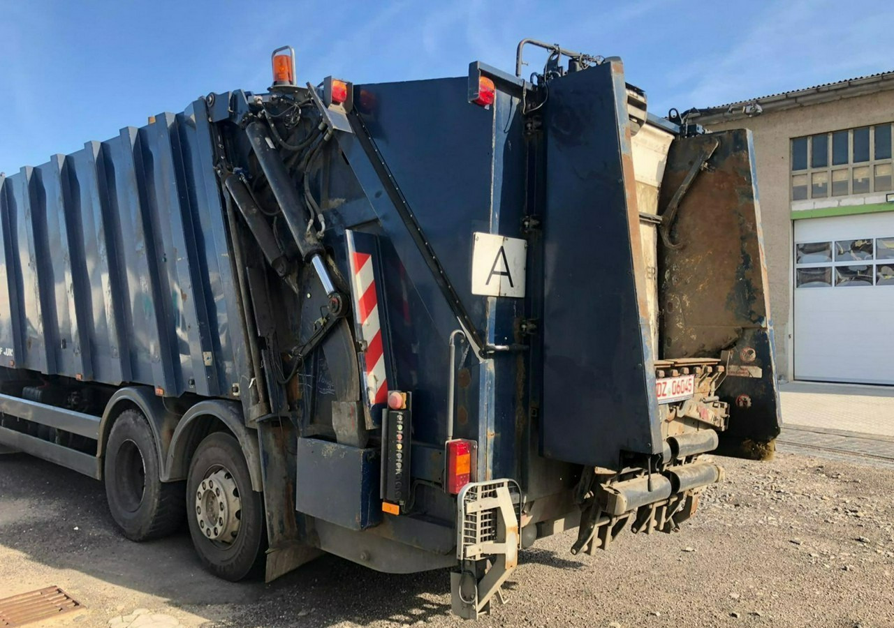 MAN Inny MAN TGA 26.320 Śmieciarka Powerpress 525 FAUN 2008 - Szemetesautó: 4 kép. MAN Inny MAN TGA 26.320 Śmieciarka Powerpress 525 FAUN 2008 - Szemetesautó: 4 kép.