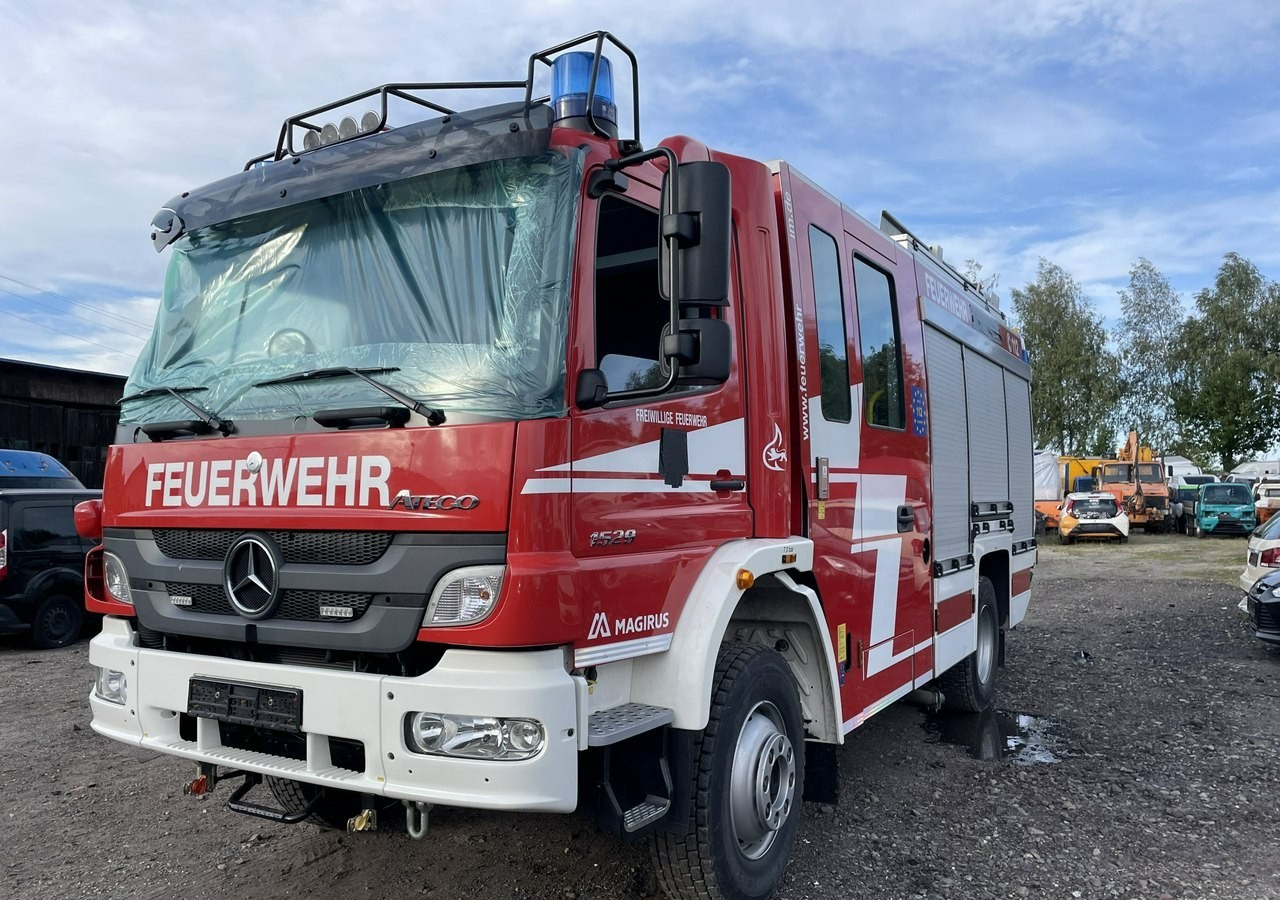 Mercedes-Benz Atego 1529 LF20 Straż Pożarna 4X4 Wóż Strażacki 6647km M2016 Mercedes Atego 1529 LF20 Straż Pożarna 4X4 Wóż Strażacki ... - Tűzoltóautó: 3 kép. Mercedes-Benz Atego 1529 LF20 Straż Pożarna 4X4 Wóż Strażacki 6647km M2016 Mercedes Atego 1529 LF20 Straż Pożarna 4X4 Wóż Strażacki ... - Tűzoltóautó: 3 kép.