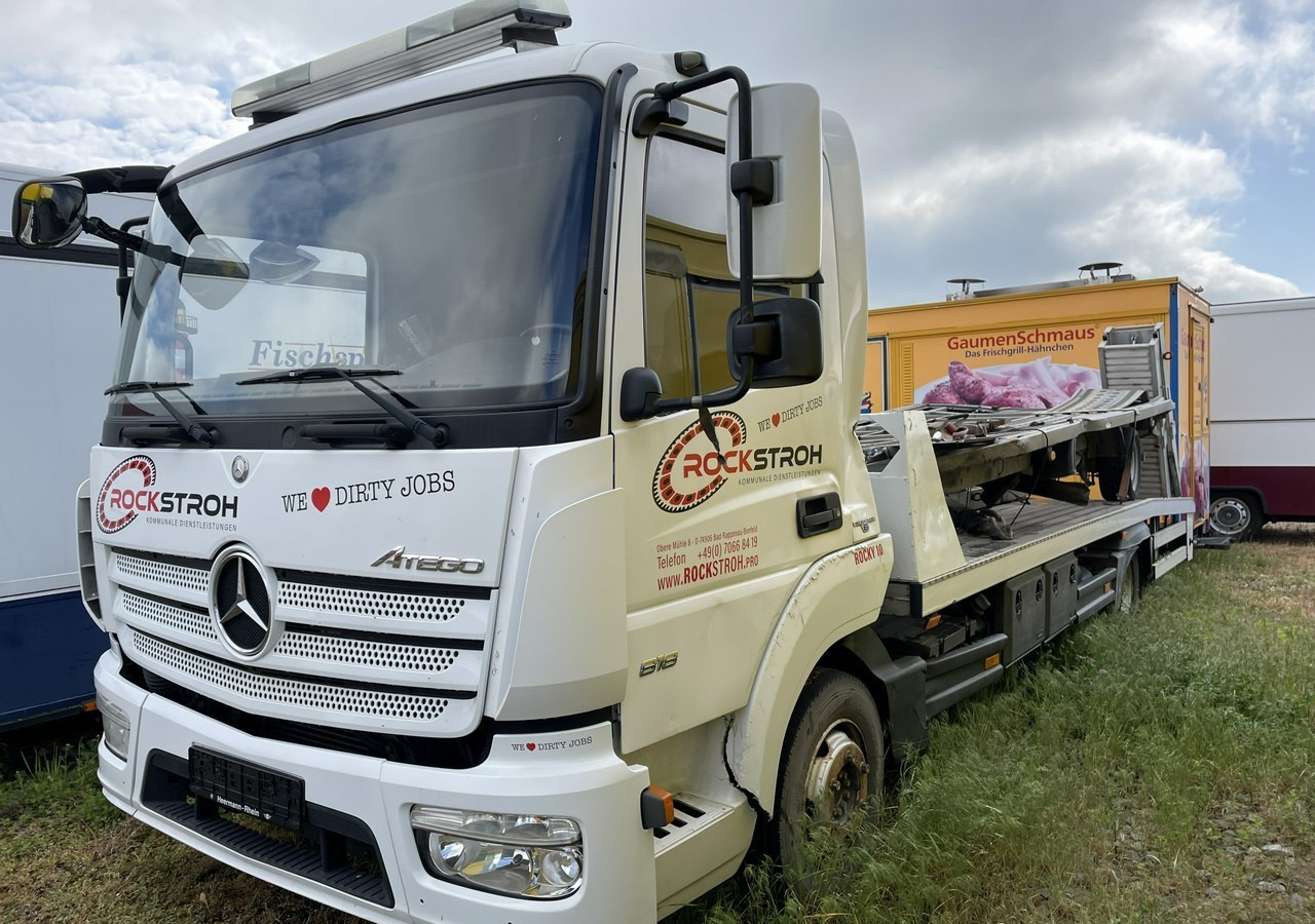 Mercedes-Benz Atego Atego 818 Pomoc Drogowa Euro 6 Autolaweta 2015 - Vontató: 2 kép. Mercedes-Benz Atego Atego 818 Pomoc Drogowa Euro 6 Autolaweta 2015 - Vontató: 2 kép.