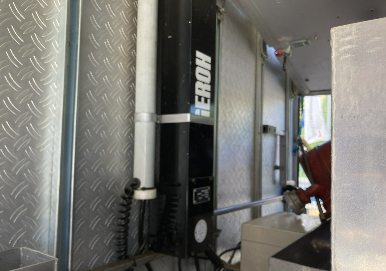 Tűzoltóautó Mercedes-Benz Inny Mercedes-Benz Mercedes 1224 Straż Pożarna Gaśnicza 4X4 Metz 97: 19 kép. Tűzoltóautó Mercedes-Benz Inny Mercedes-Benz Mercedes 1224 Straż Pożarna Gaśnicza 4X4 Metz 97: 19 kép.