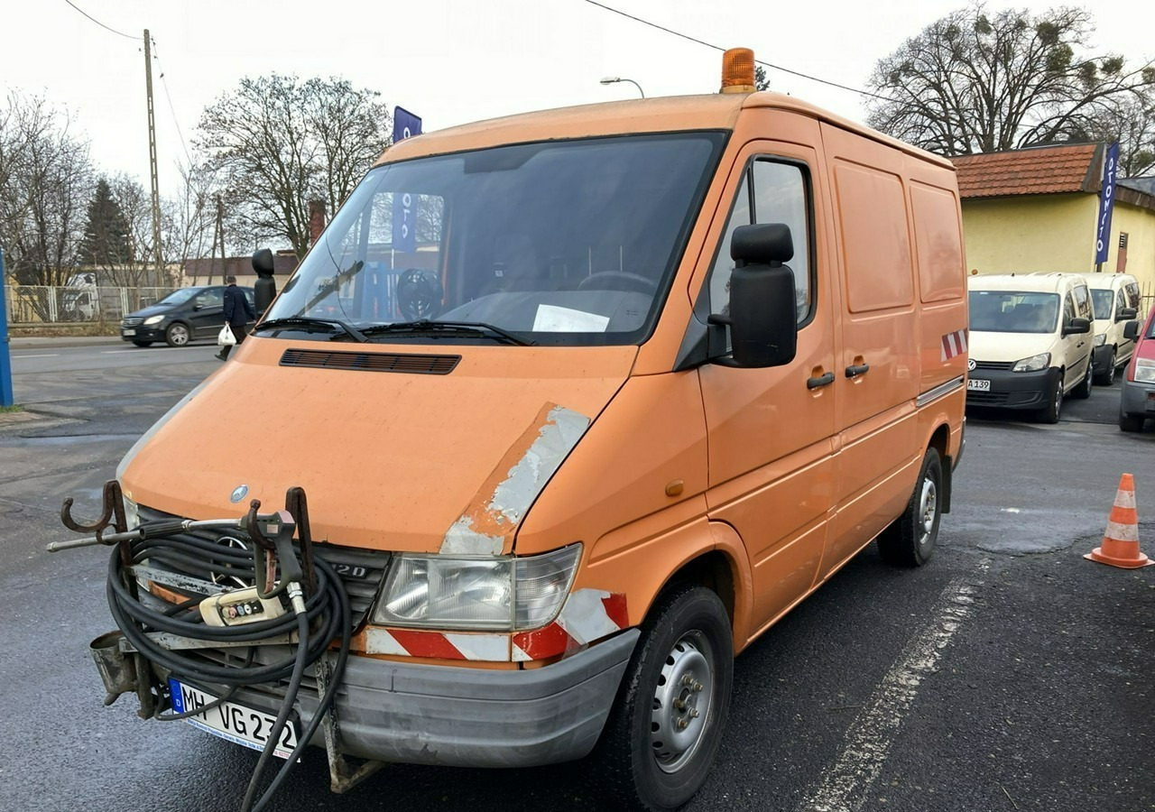 Mercedes-Benz Sprinter Sprinter Kanalizacja Wuko asenizacyjny Kret SPECK myjka DMC3500 - Szippantós autó: 1 kép. Mercedes-Benz Sprinter Sprinter Kanalizacja Wuko asenizacyjny Kret SPECK myjka DMC3500 - Szippantós autó: 1 kép.