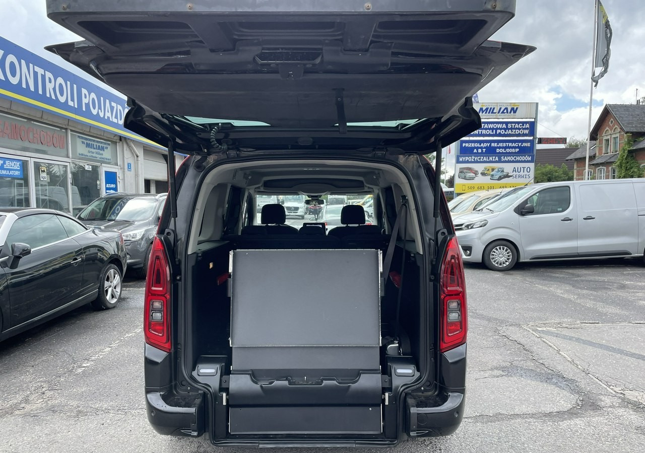 Opel Combo IV Combo Life Combo Life Maxi Niepełnosprawnych inwalida rampa PFRON Model - Autó: 3 kép. Opel Combo IV Combo Life Combo Life Maxi Niepełnosprawnych inwalida rampa PFRON Model - Autó: 3 kép.