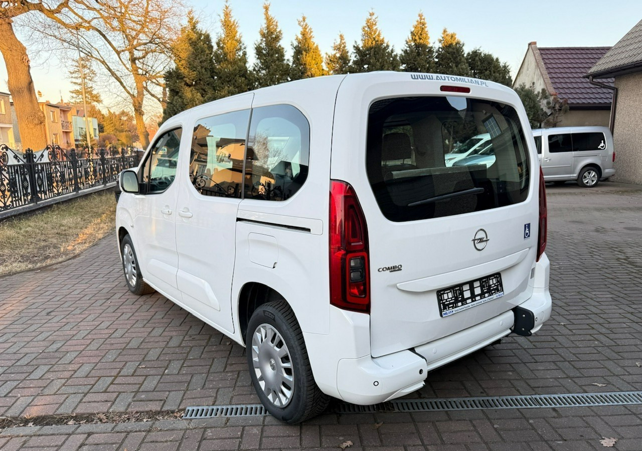 Autó Opel Combo IV Combo Life Combo do przewozu Niepełnosprawnych inwalida rampa Model 2021: 8 kép.