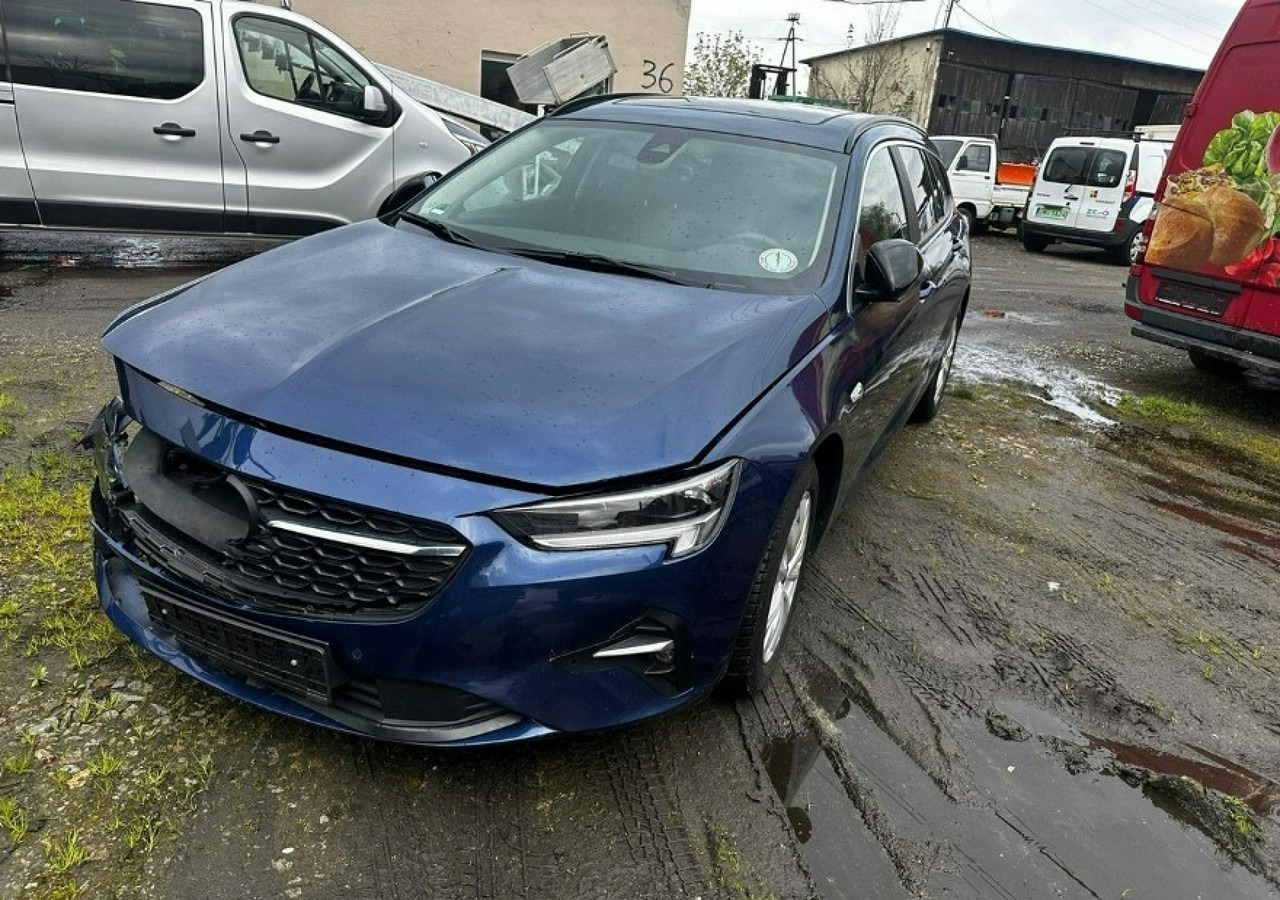 Opel Insignia II Country Tourer 1.5 CDTI 122KM Automat FullLed Panorama Klimatronik 2021 - Autó: 2 kép. Opel Insignia II Country Tourer 1.5 CDTI 122KM Automat FullLed Panorama Klimatronik 2021 - Autó: 2 kép.