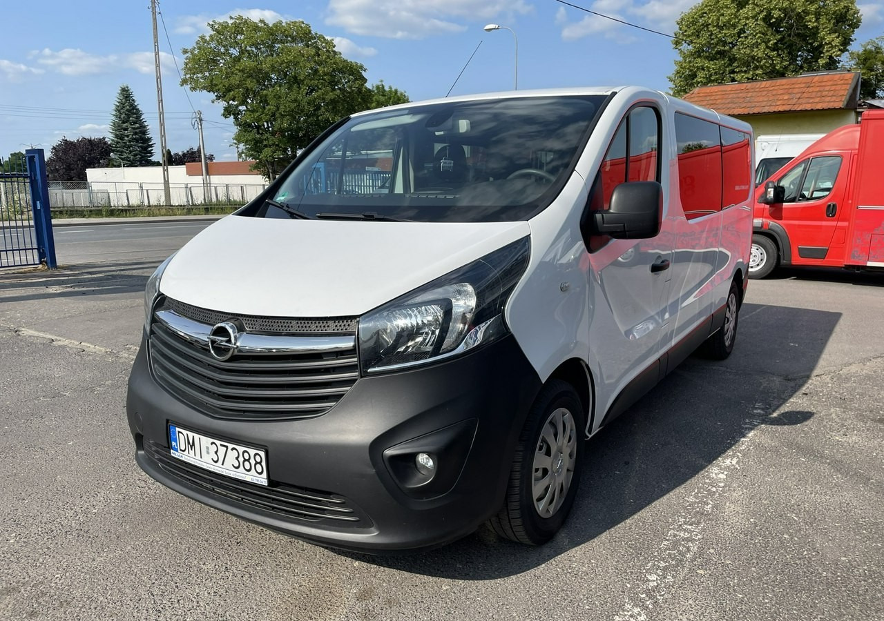 Opel Vivaro III Vivaro L2H1 LONG 1.6CDTI 121KM 2xKLIMA 9-osobowy 2019 Bezwypadkowy - Autó: 4 kép. Opel Vivaro III Vivaro L2H1 LONG 1.6CDTI 121KM 2xKLIMA 9-osobowy 2019 Bezwypadkowy - Autó: 4 kép.