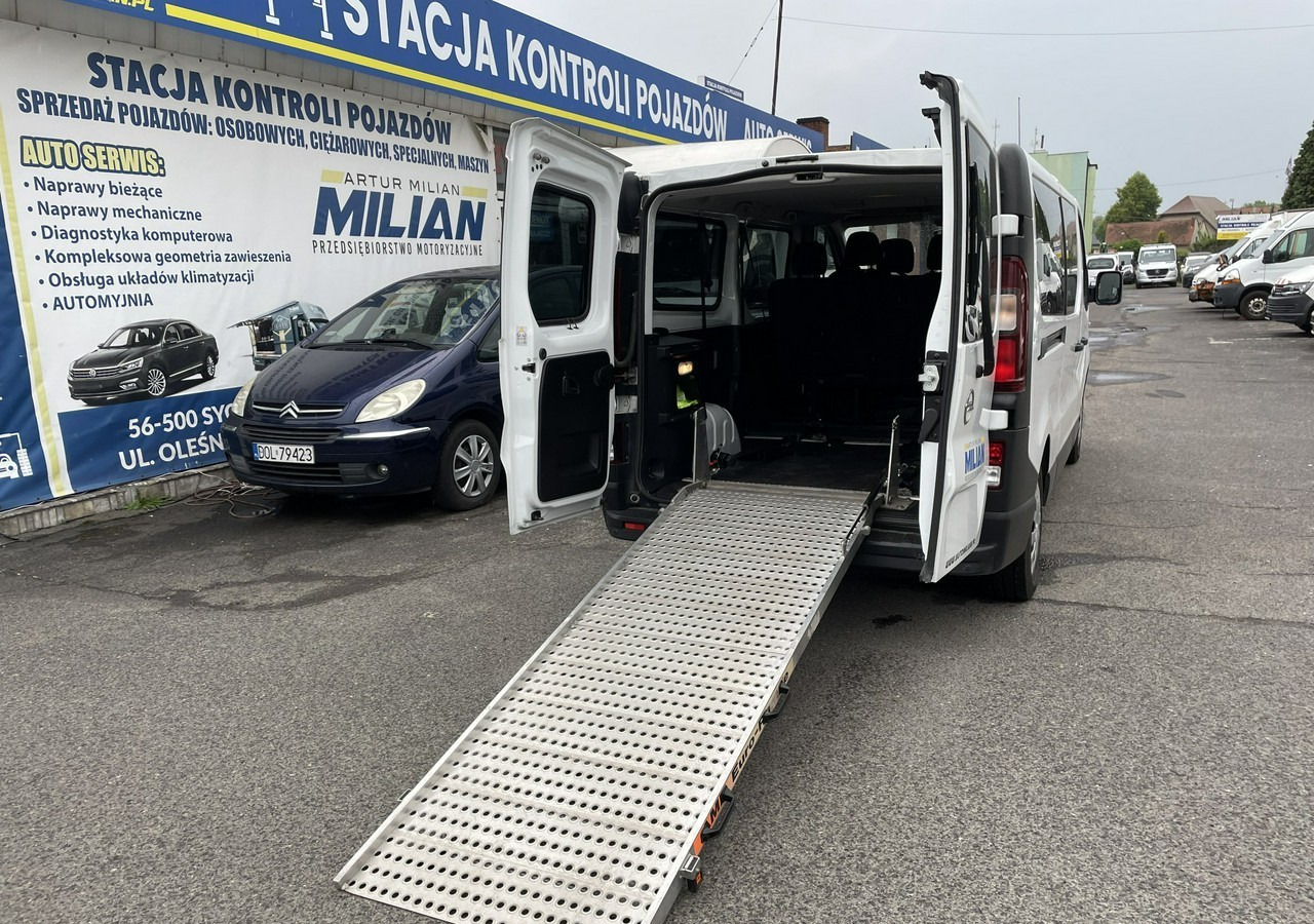 Opel Vivaro III Vivaro dla Niepełnosprawnych Inwalida Rampa na 2 Wózki 2019 PFRON - Autó: 3 kép. Opel Vivaro III Vivaro dla Niepełnosprawnych Inwalida Rampa na 2 Wózki 2019 PFRON - Autó: 3 kép.