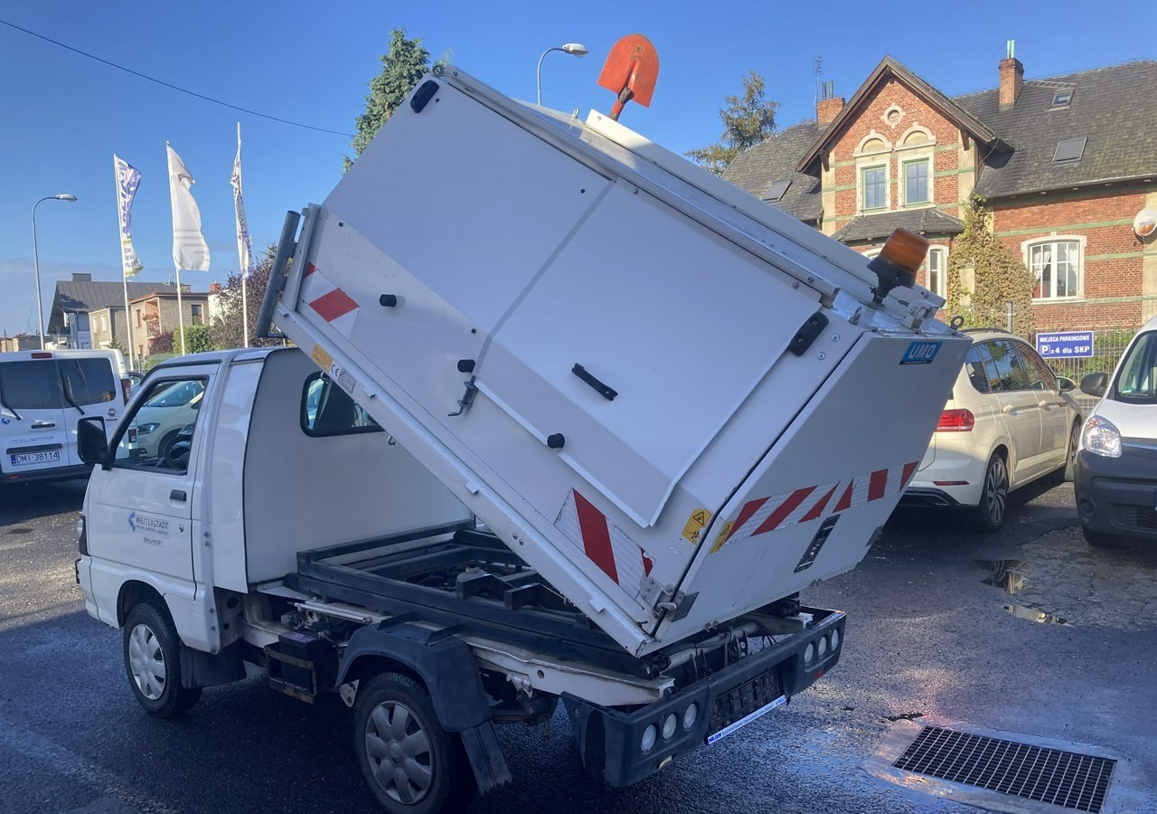 Szemetesautó Piaggio Piaggio Porter Śmieciarka Wywrotka 2015: 15 kép.