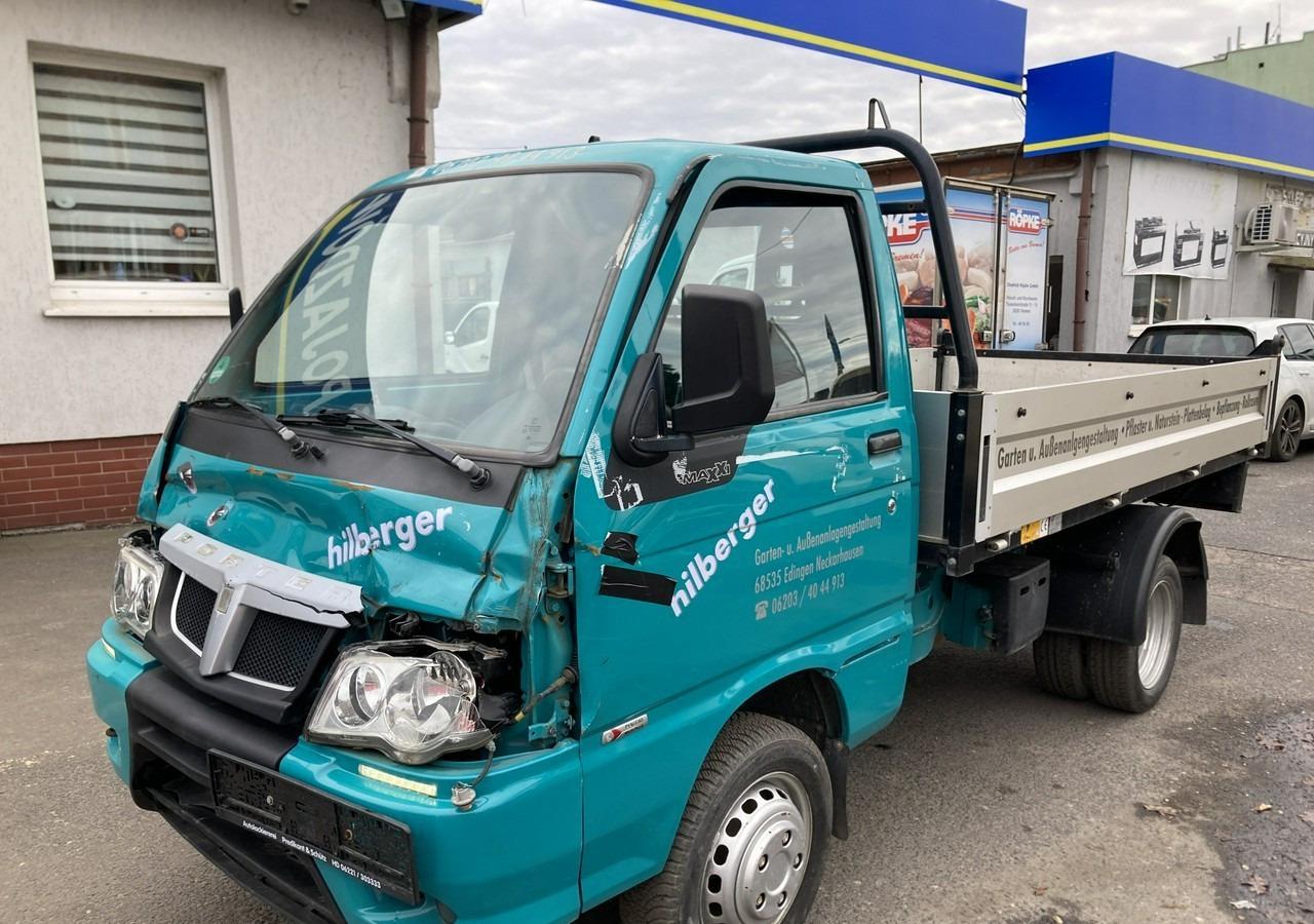 Piaggio Piaggio porter Maxi Wywrotka bliżniacze koła 2017 - Billenőplatós kisteherautó: 5 kép. Piaggio Piaggio porter Maxi Wywrotka bliżniacze koła 2017 - Billenőplatós kisteherautó: 5 kép.